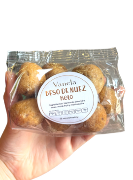 Besos de Nuez Keto